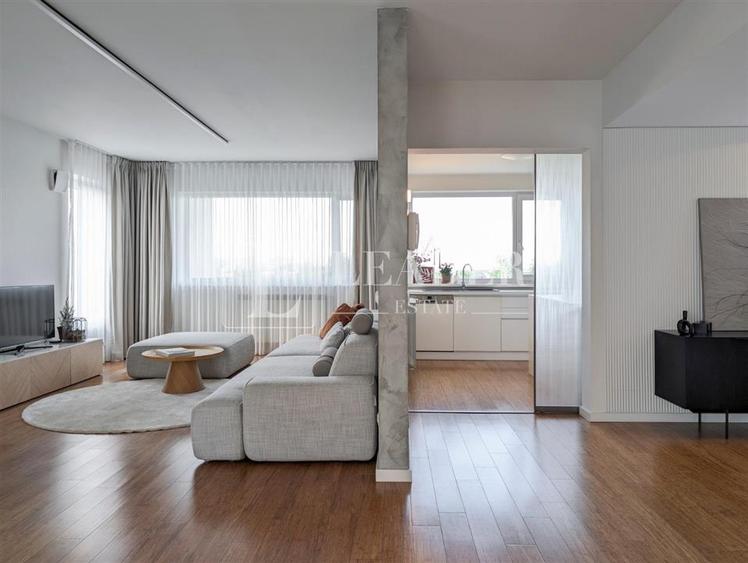 Apartament cu 4 camere decomandat, mobilat în Pipera