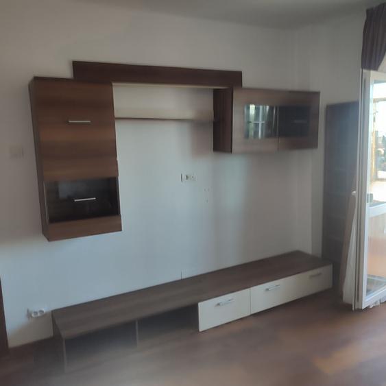 Apartament cu 3 camere decomandat în Crângași