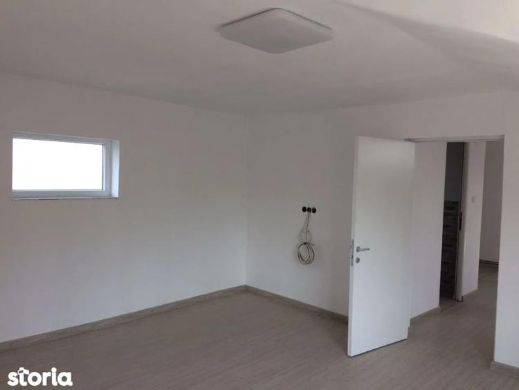 Casă individuală cu 4 camere cu Canalizare în Calea Aradului