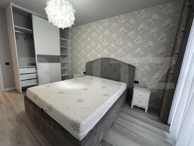 Apartament cu 3 camere semidecomandat, mobilat în Zorilor