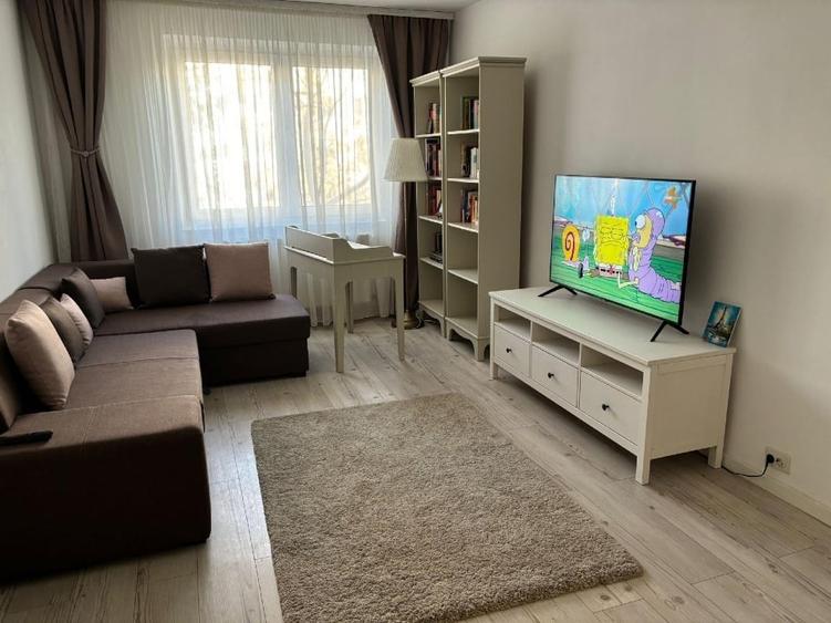 Apartament cu 3 camere decomandat, mobilat în Crângași