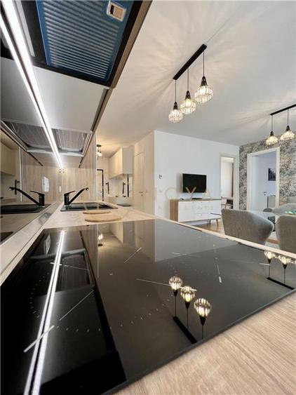 Apartament cu 3 camere semidecomandat, mobilat în Domenii