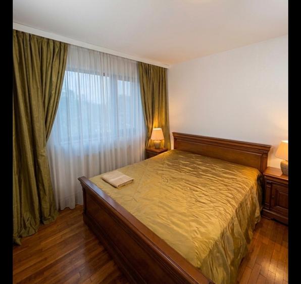 Apartament cu 3 camere decomandat, mobilat în Faleza Nord