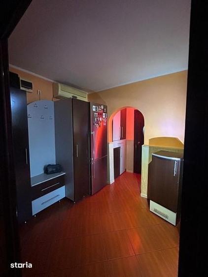 Apartament cu 2 camere decomandat în Broșteni
