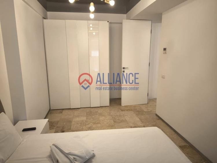 Apartament cu 2 camere semidecomandat în Est