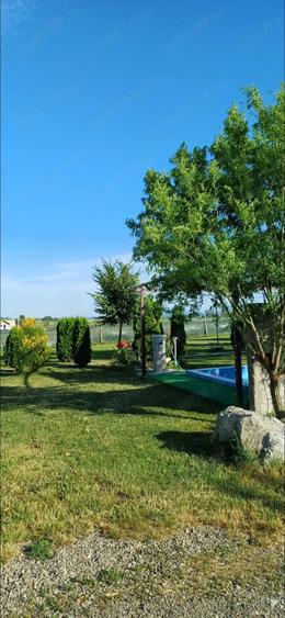 Casă cu 2 camere cu Teren 11770 Mp în Fălticeni