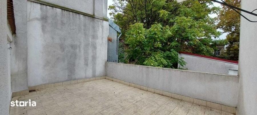 Casă cu 4 camere cu Teren 281 Mp în Ultracentral