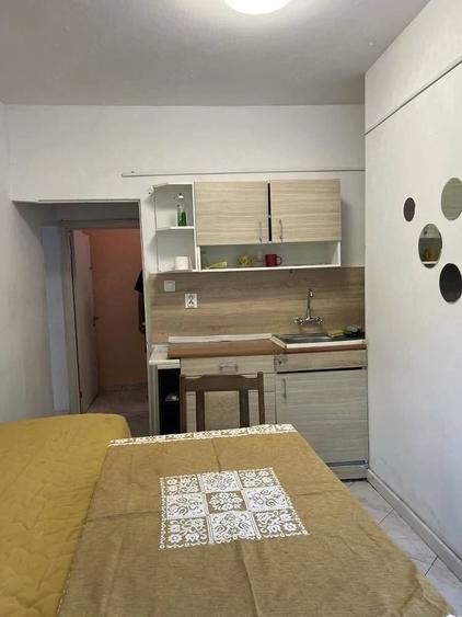 Garsoniera de inchiriat in zona Titan - 1