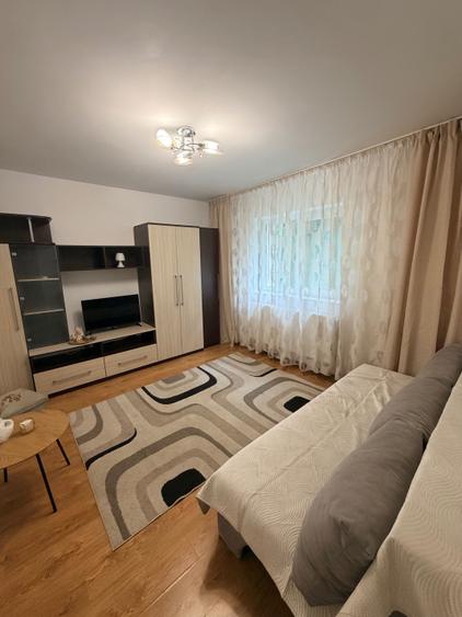 Garsonieră decomandată în Tătărași