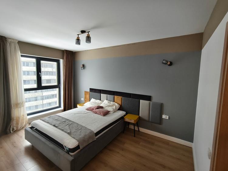 Apartament cu 3 camere decomandat, mobilat în Pipera