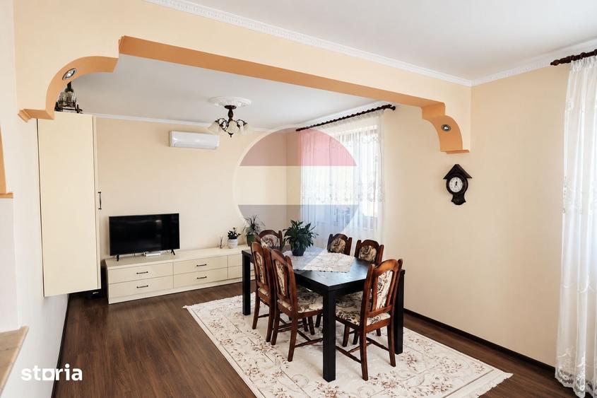 Casă cu 4 camere cu Teren 400 Mp în Central