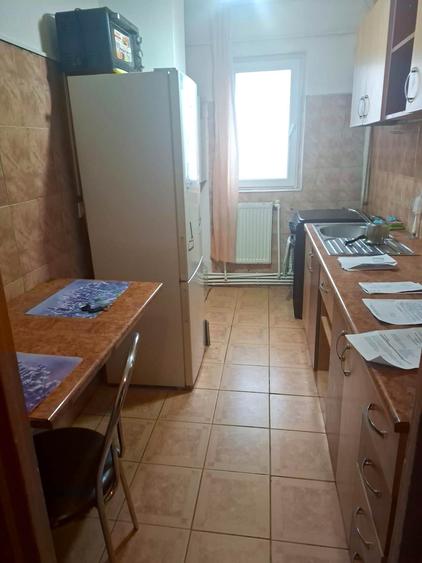 Apartament 3 camere, centrala termica, geam baie, tamplarie PVC, liber - 4