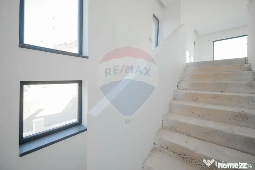 Casă cu 4 camere cu Teren 575 Mp în Central