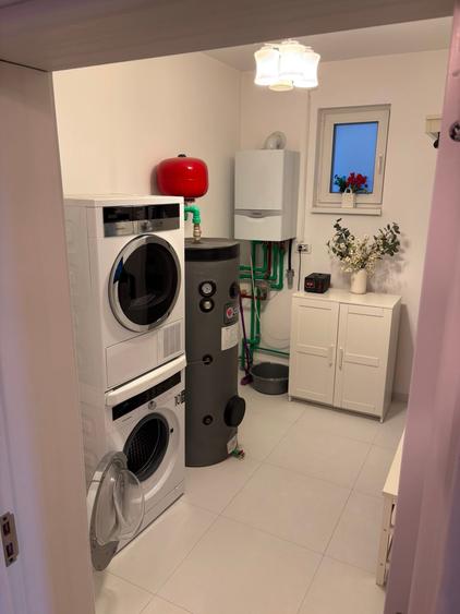 Casă cu 5 camere cu Teren 523 Mp în Pipera