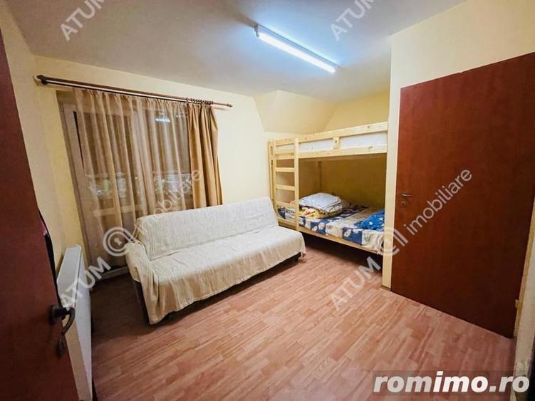 Casă cu 8 camere cu Teren 500 Mp în Paltin