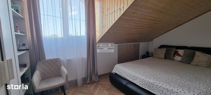 Casă cu 3 camere cu Teren 687 Mp în Central