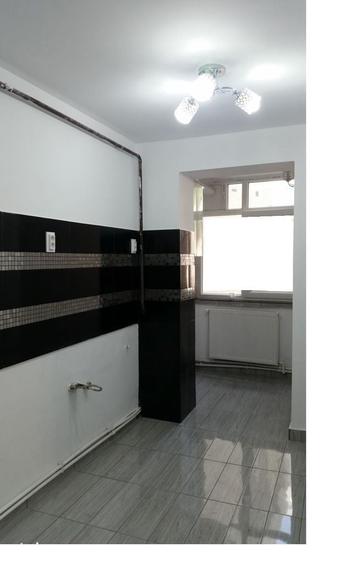 Apartament cu 3 camere decomandate, G. Enescu - 8
