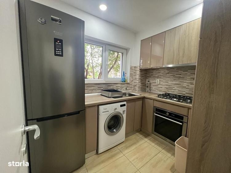 Apartament cu 3 camere în Berceni