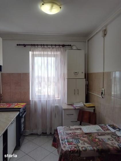Apartament cu 2 camere decomandat în Republicii