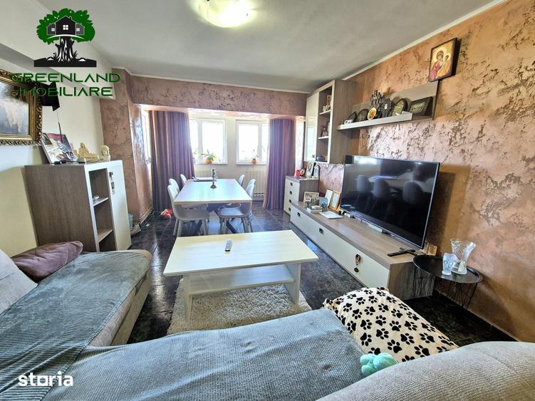 Apartament cu 3 camere decomandat în Ultracentral