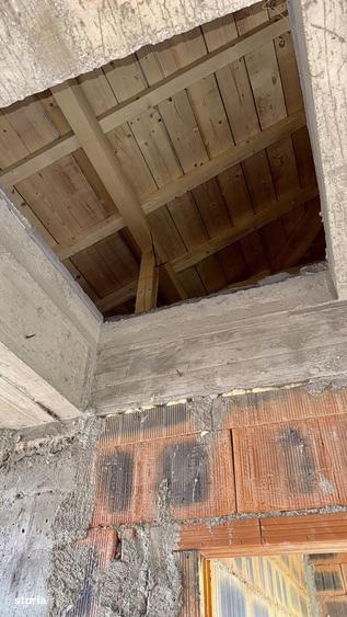 Casă cu 4 camere cu Teren 265 Mp în Bujoreni