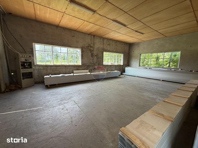 Spațiu comercial, de 310 mp, în Vârteșcoiu