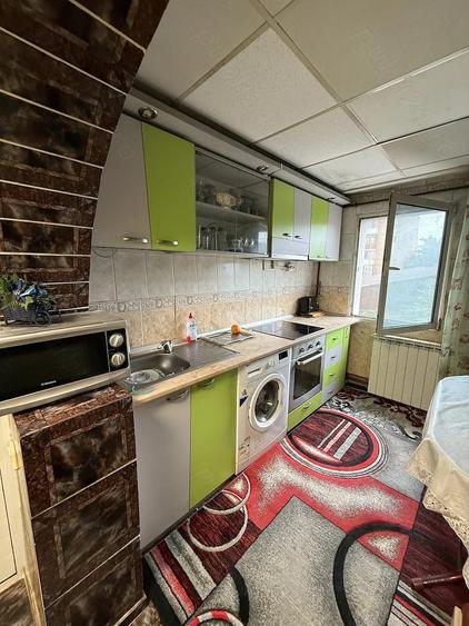 Apartament 2 camere, etaj 1, Micro 4 centrala proprie, balcon inchis, mobilat - Lugoj - 5