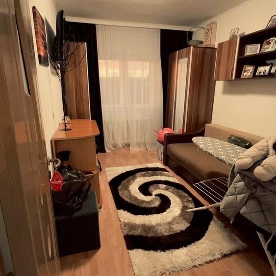 Apartament cu 3 camere decomandat în Lunca Cetățuii