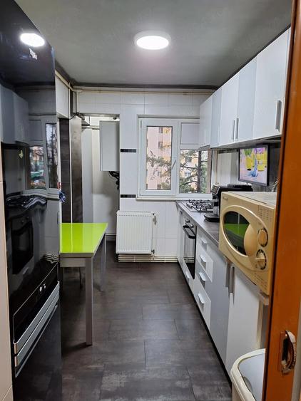 Apartament cu 4 camere decomandat în Nord
