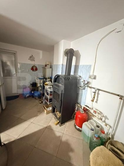 Casă individuală cu 5 camere cu Canalizare în Zărnești