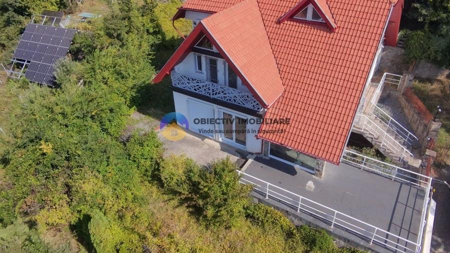 Casă cu 6 camere cu Canalizare în Sărata