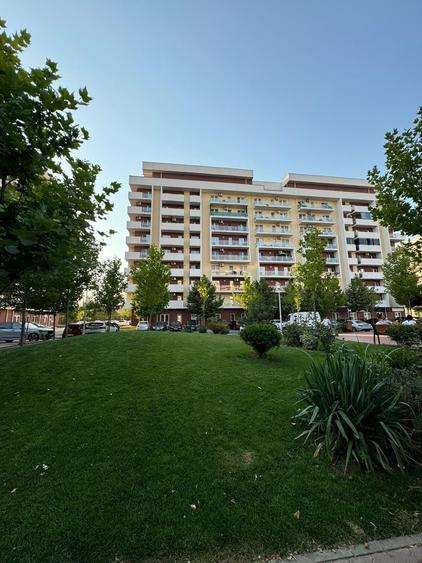 Apartament cu 2 camere decomandat în Metalurgiei