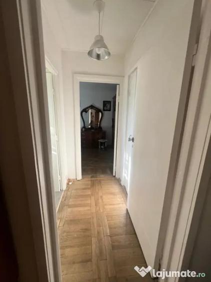Apartament cu 2 camere semidecomandat în Brazda lui Novac