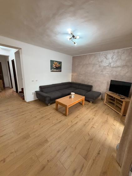 Duplex cu 4 camere cu Canalizare în Europa
