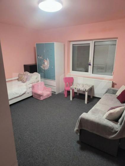 Casă cu 3 camere cu Teren 377 Mp în Central