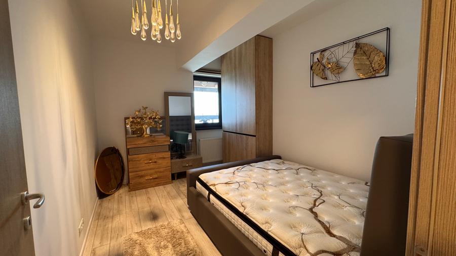 Apartament cu 3 camere decomandat în Lacul Morii