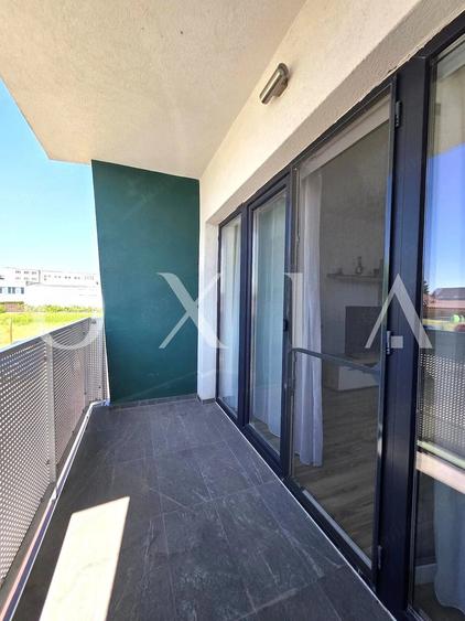 Apartament cu 3 camere decomandat în Buziașului