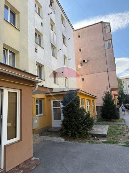 Garsonieră decomandată, mobilată în Ultracentral