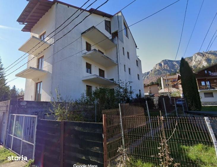 Casă cu 4 camere în Central