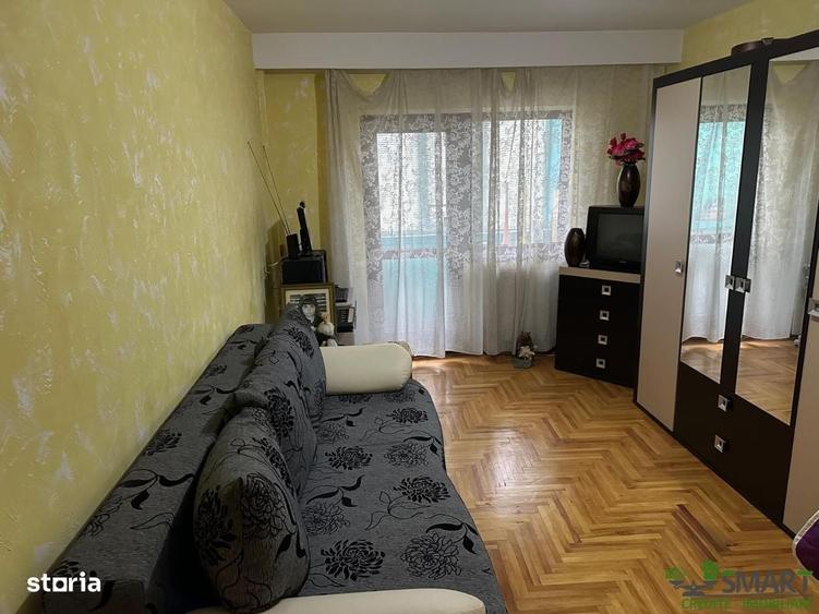 Apartament cu 3 camere decomandat în Traian
