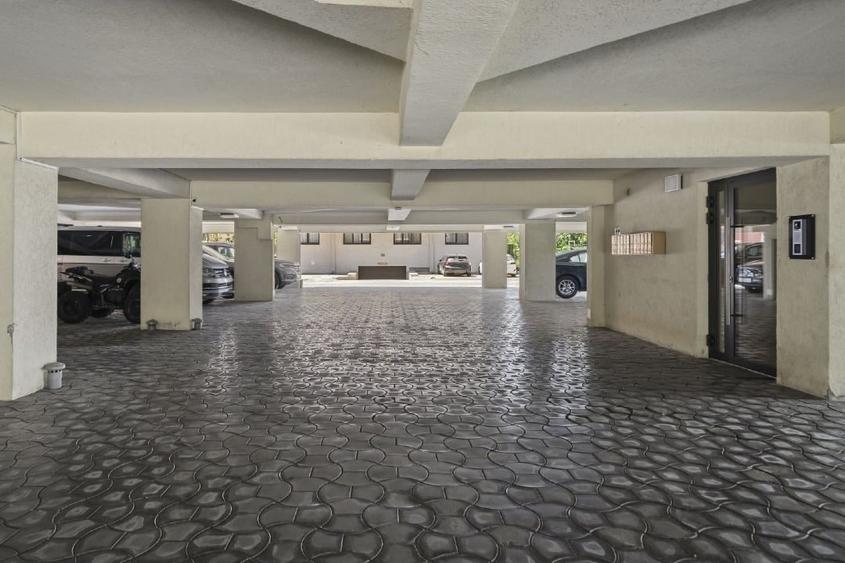 Iancu Nicolae, 3 camere, mobilat & utilat nou, 2 parcari, 2 bai, retras, padure - 13