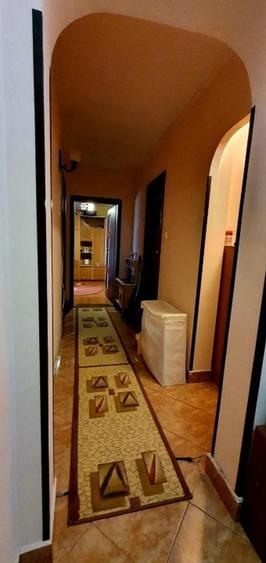 Apartament cu 2 camere decomandat în Domenii
