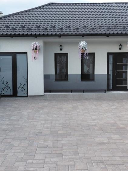 Casă cu 3 camere în Central