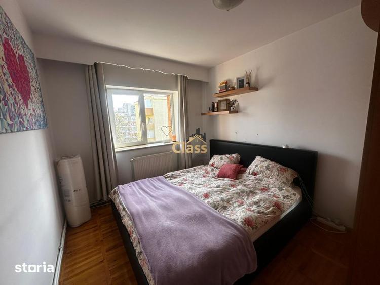 Apartament cu 4 camere decomandat, mobilat în Bulgaria