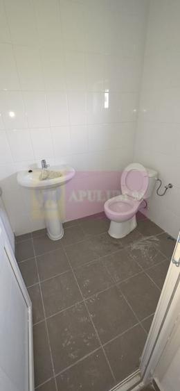 Spațiu comercial, de 200 mp, în Central