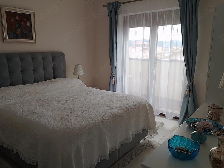Apartament cu 3 camere decomandat în Vest