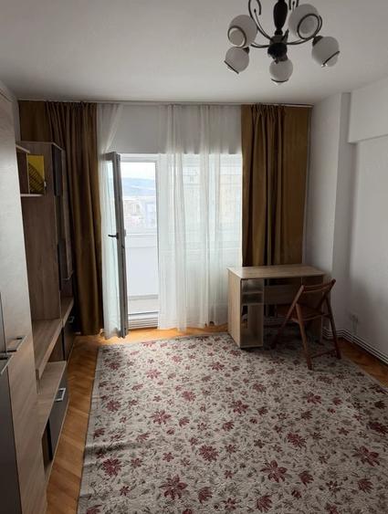 Apartament cu 2 camere decomandat în Canta