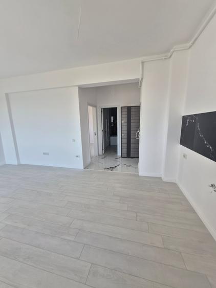 Apartament cu 2 camere decomandat în Haliu