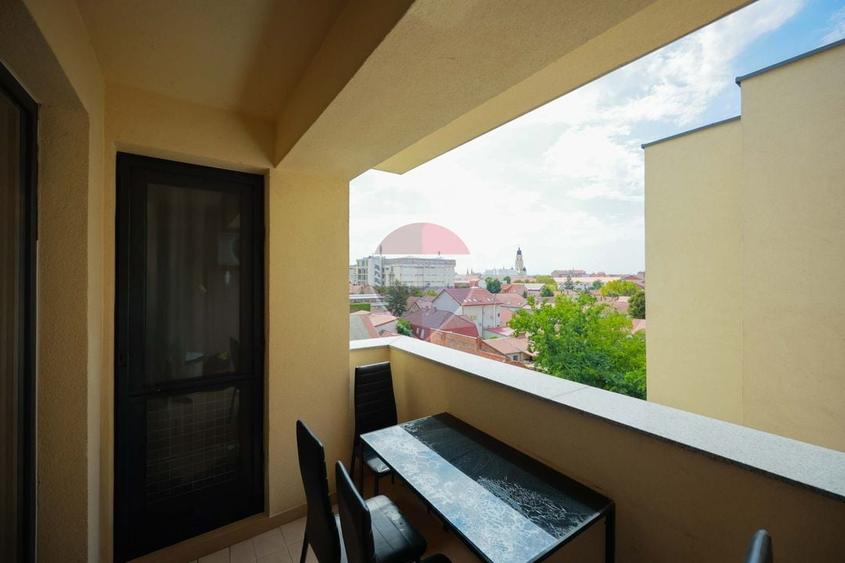 Apartament cu 2 camere decomandat, mobilat în Ultracentral