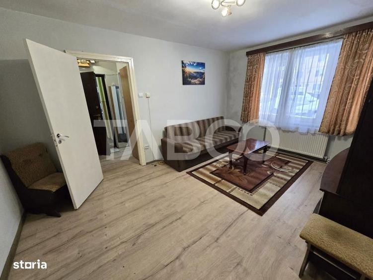 Apartament cu 2 camere semidecomandat, mobilat în Terezian